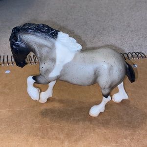 Breyer #1638 Blue Roan Spotted Drafter Clydesdale